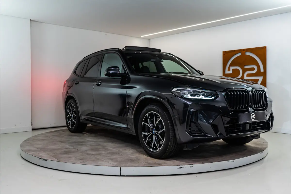 xDrive30e M-Sport 293PK | Pano | LED | Leder&Elektrisch | Comfort Keyless | 12 MND Garantie