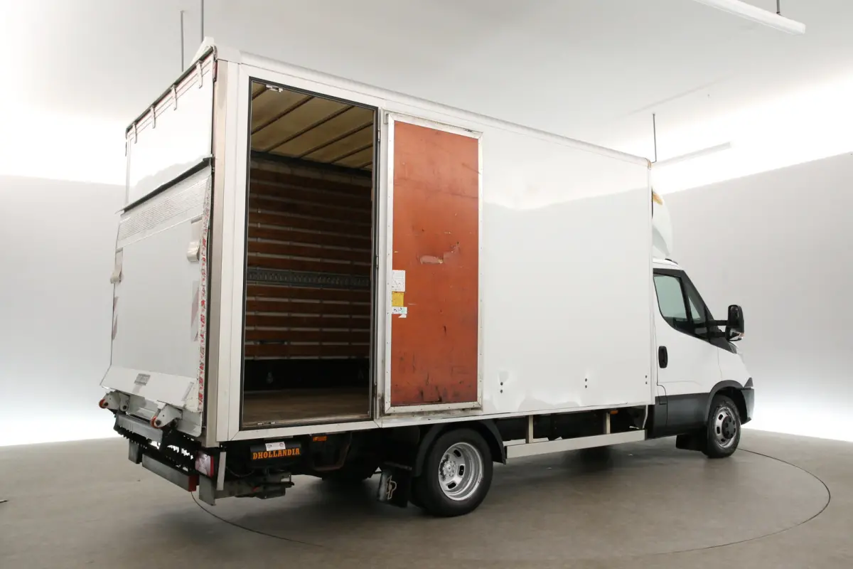 35C13D 2.3 375 N1* | Dubbellucht | Laadklep | Zijdeur | Laadbak | Airco | 3 Zits