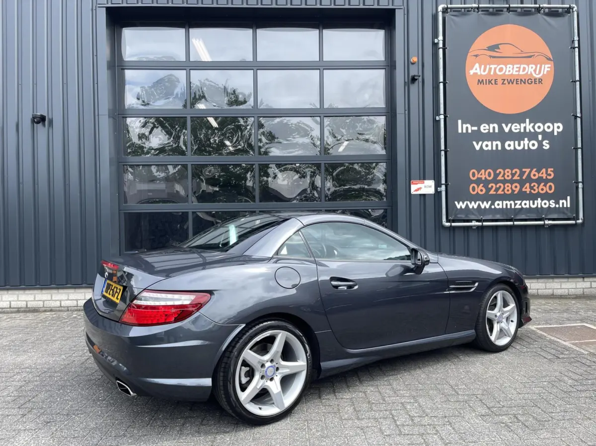 250 AUT. AMG PAKKET|PANORAMADAK|NEKVERWARMING|HARMAN KARDON|LEDEREN BEKLEDING|STOELVERWARMING