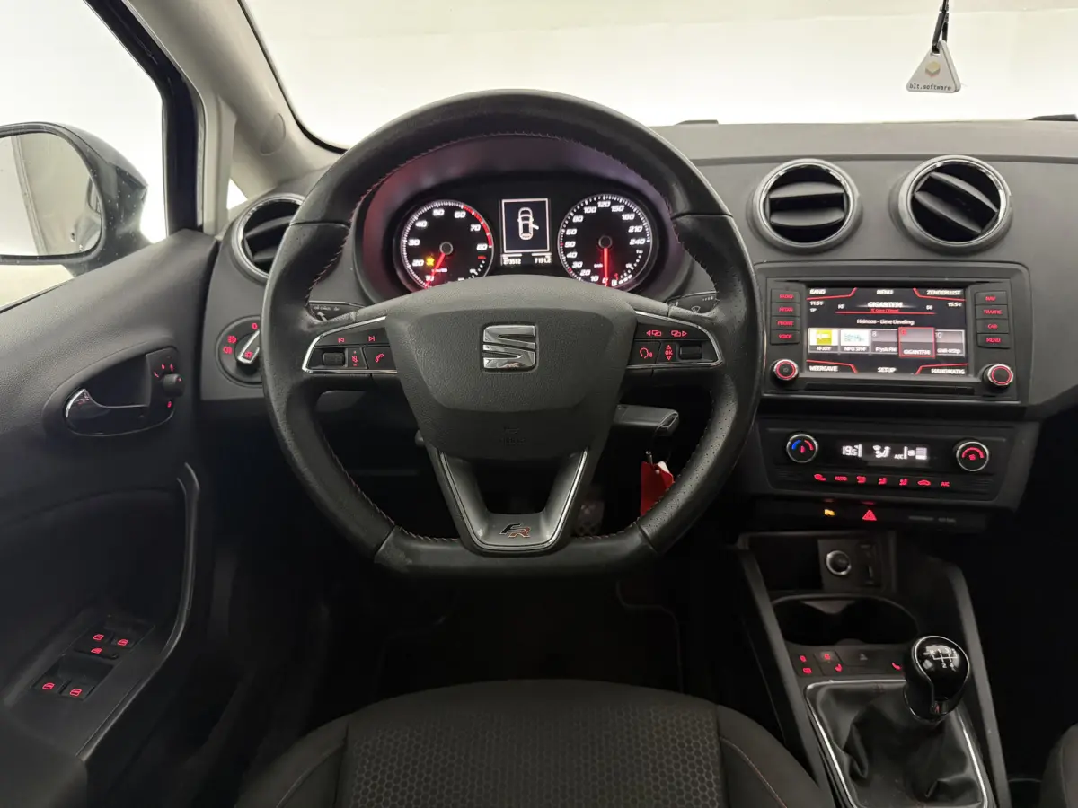 1.0 EcoTSI FR | Camera | Carplay | Airco | Cruise | Parkeersens.