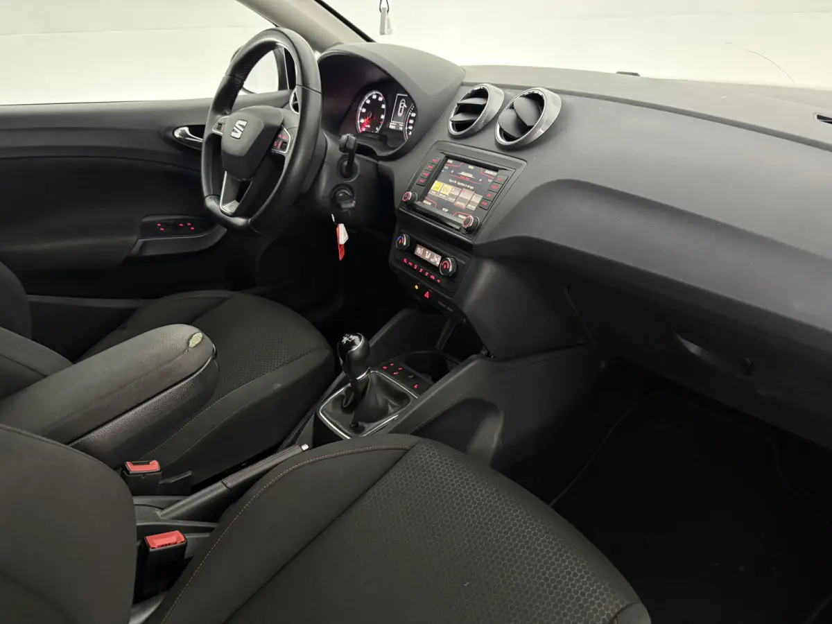 1.0 EcoTSI FR | Camera | Carplay | Airco | Cruise | Parkeersens.