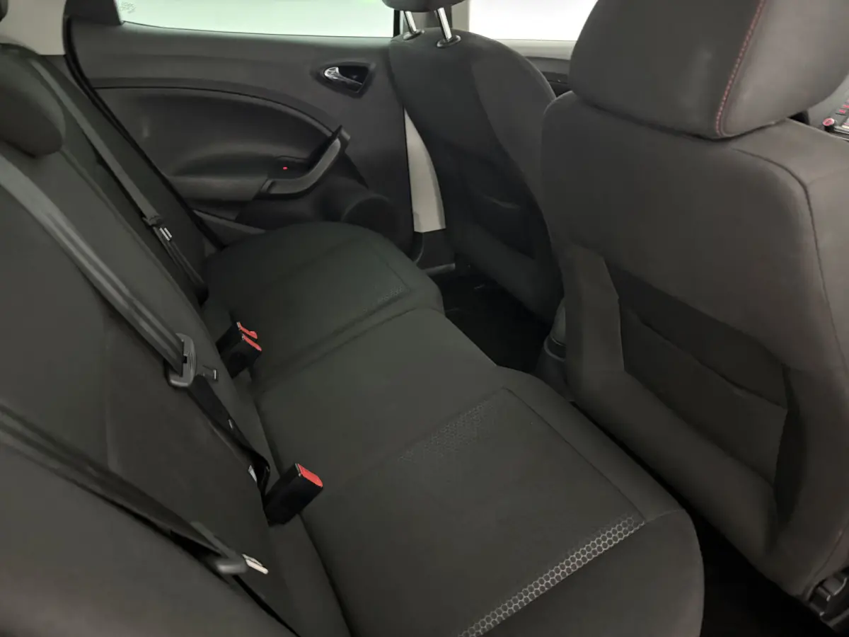 1.0 EcoTSI FR | Camera | Carplay | Airco | Cruise | Parkeersens.