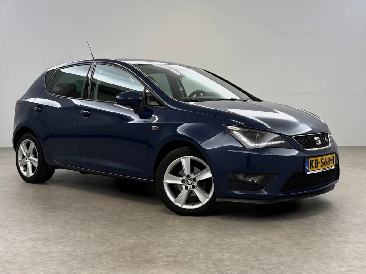 1.0 EcoTSI FR | Camera | Carplay | Airco | Cruise | Parkeersens.