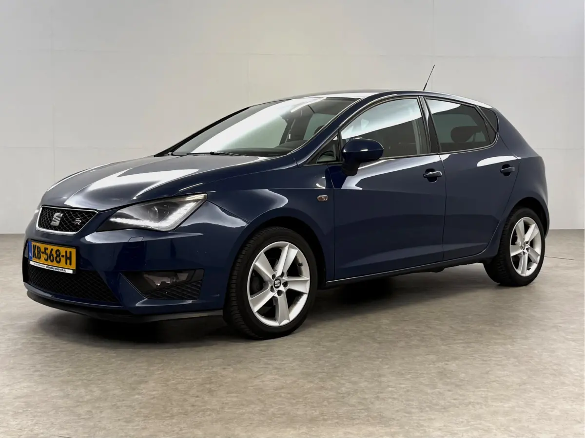 1.0 EcoTSI FR | Camera | Carplay | Airco | Cruise | Parkeersens.