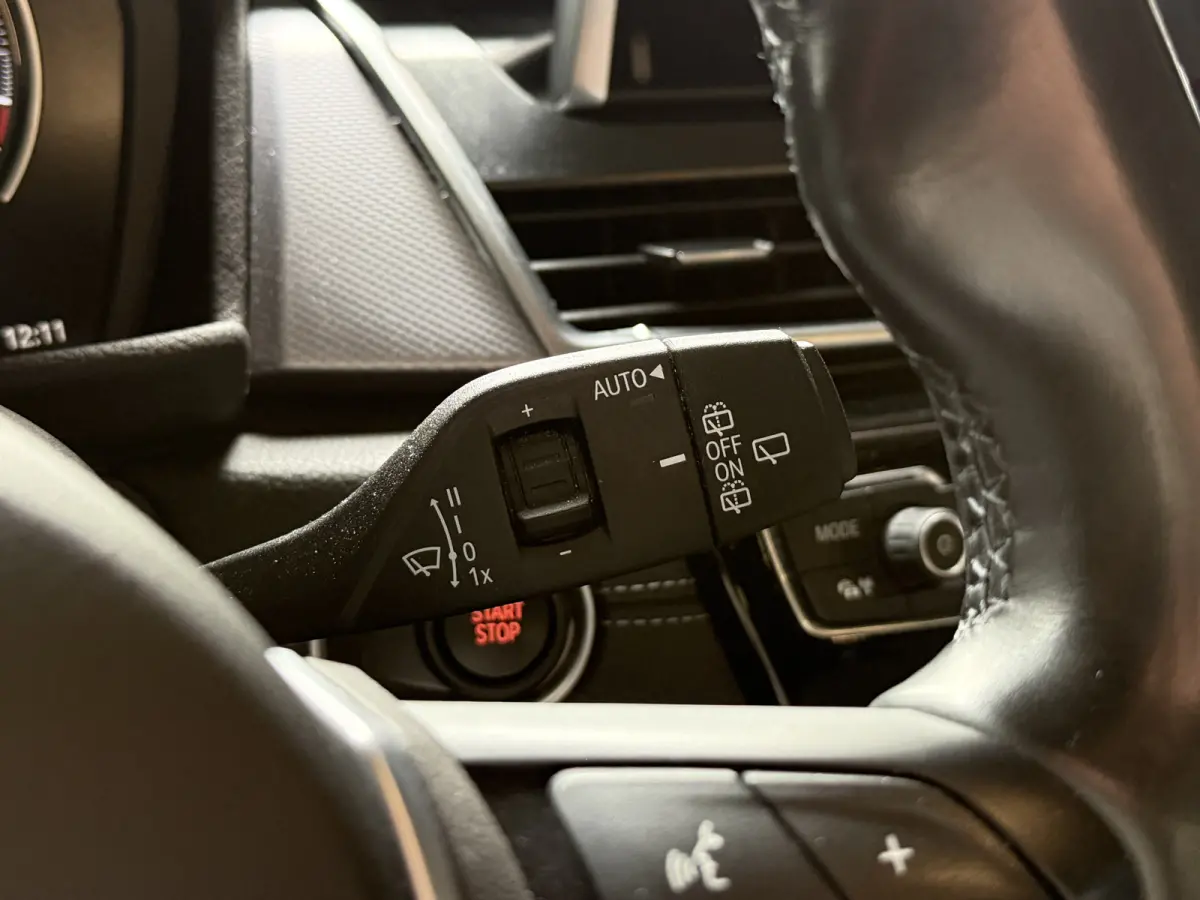 225xe iPerformance Executive | M-Sport | Panoramadak | Stoelverw.