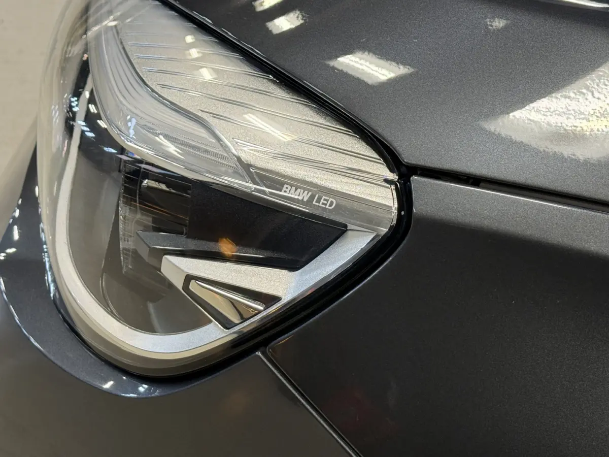 225xe iPerformance Executive | M-Sport | Panoramadak | Stoelverw.