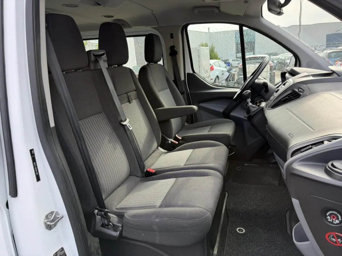 Combi 300 2.2 TDCI | 9-PERS | APK 05-27!