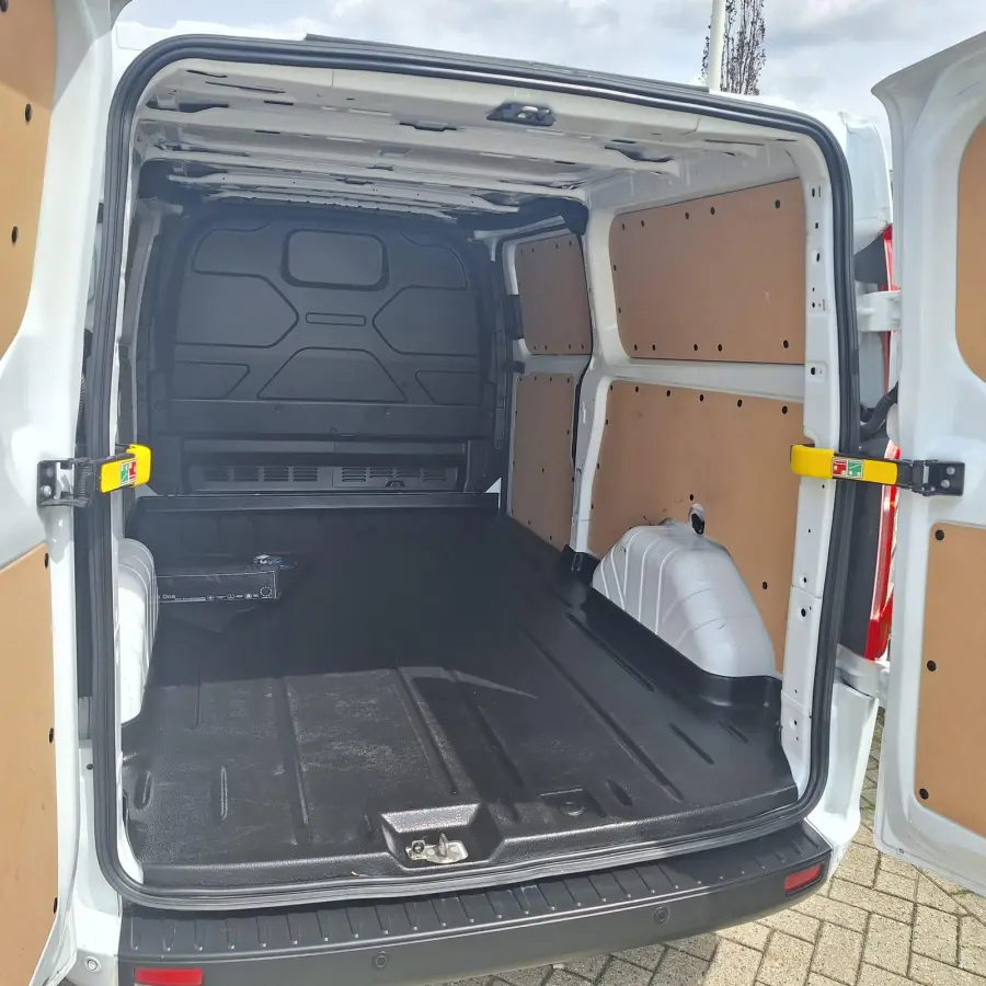 300 2.0 TDCI L2H1 Trend | Cruise Control | Voorruitverwarming | Achteruitrijcamera | Sensoren Voor+Achter |