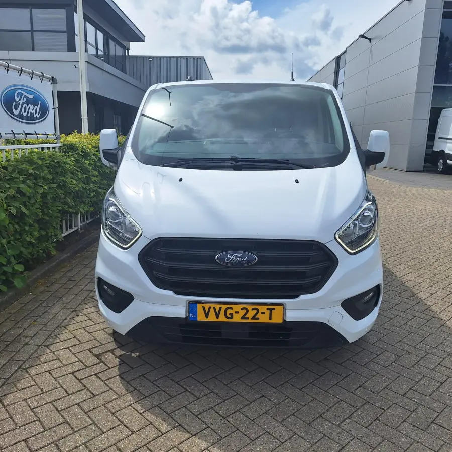 300 2.0 TDCI L2H1 Trend | Cruise Control | Voorruitverwarming | Achteruitrijcamera | Sensoren Voor+Achter |