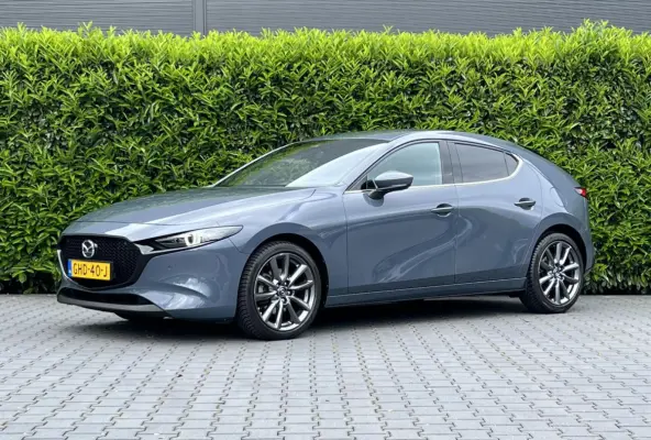 2.0 e-SkyActiv-X M Hybrid 180 Luxury, BOSE SOUND, NAVIGATIE, KEYLESS, CRUISE CONTROL, CLIMATE CONTROL, STOEL/STUURVERWARMING, LED, DAB, PDC, LICHTMETAAL 18"