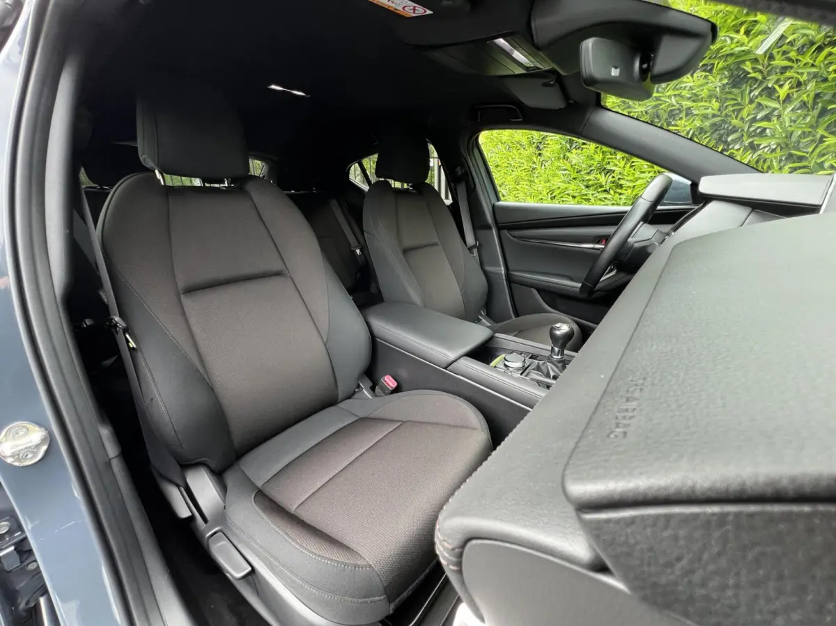 2.0 e-SkyActiv-X M Hybrid 180 Luxury, BOSE SOUND, NAVIGATIE, KEYLESS, CRUISE CONTROL, CLIMATE CONTROL, STOEL/STUURVERWARMING, LED, DAB, PDC, LICHTMETAAL 18"