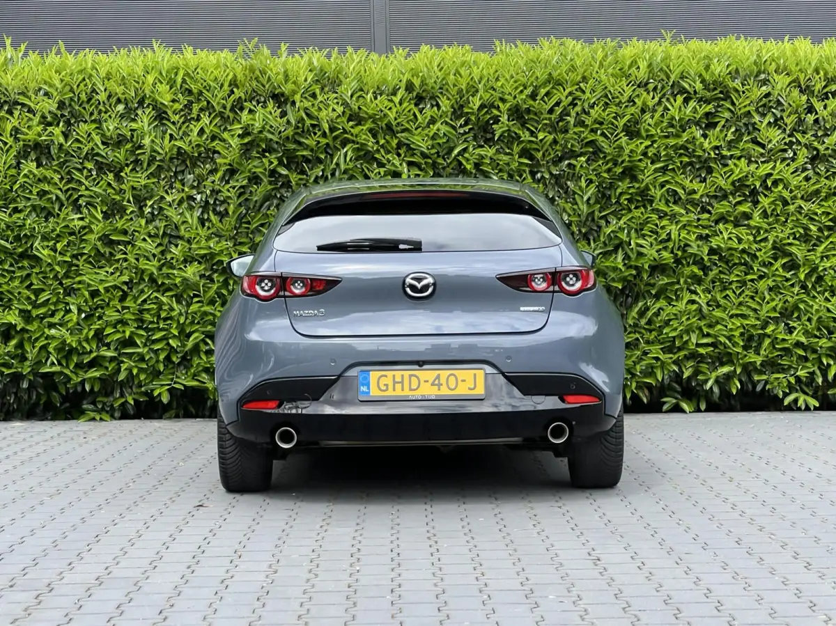 2.0 e-SkyActiv-X M Hybrid 180 Luxury, BOSE SOUND, NAVIGATIE, KEYLESS, CRUISE CONTROL, CLIMATE CONTROL, STOEL/STUURVERWARMING, LED, DAB, PDC, LICHTMETAAL 18"