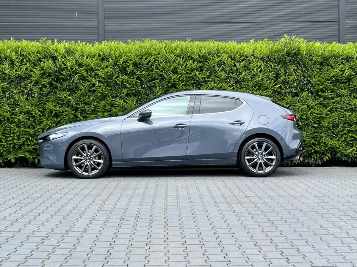 2.0 e-SkyActiv-X M Hybrid 180 Luxury, BOSE SOUND, NAVIGATIE, KEYLESS, CRUISE CONTROL, CLIMATE CONTROL, STOEL/STUURVERWARMING, LED, DAB, PDC, LICHTMETAAL 18"