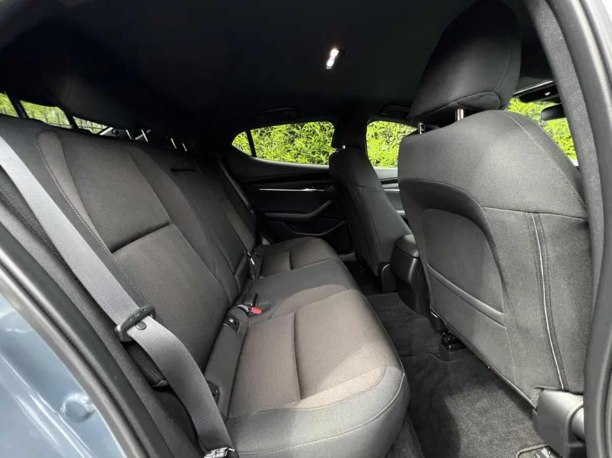 2.0 e-SkyActiv-X M Hybrid 180 Luxury, BOSE SOUND, NAVIGATIE, KEYLESS, CRUISE CONTROL, CLIMATE CONTROL, STOEL/STUURVERWARMING, LED, DAB, PDC, LICHTMETAAL 18"