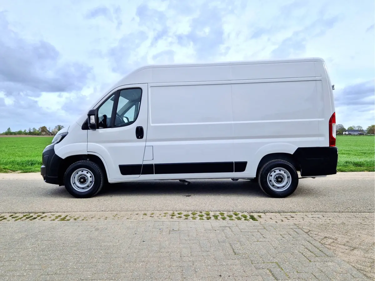 2.2 MultiJet 140 S&S L2H2 3.5t - 140 Pk - Euro 6 - Groot Scherm - Navi - ParkeerCamera - Airco - Cruise Control