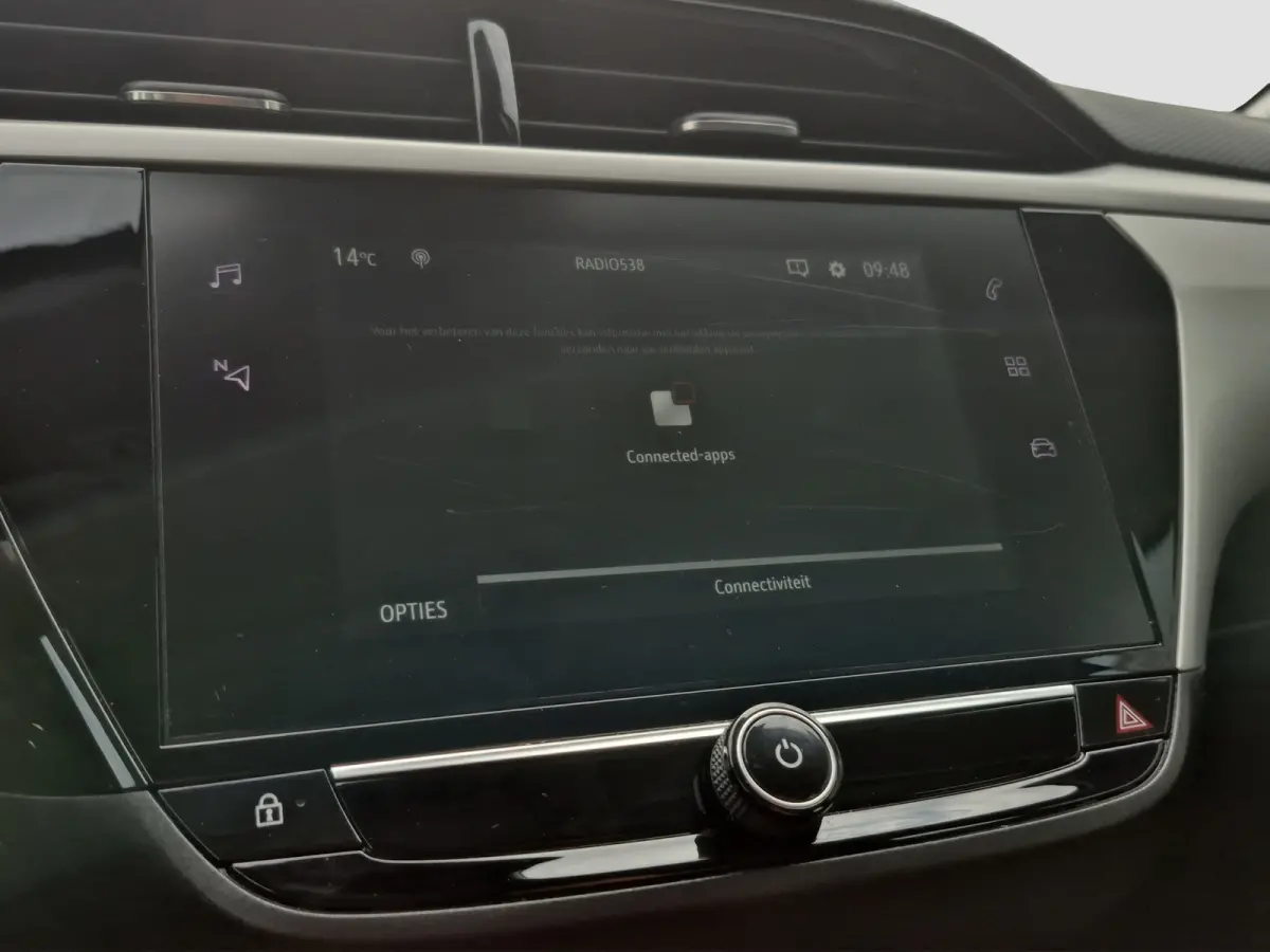 1.2 Edition Stuurverwarming | Full map navigatie | Parkeersensoren | Carplay/android auto | Airco |