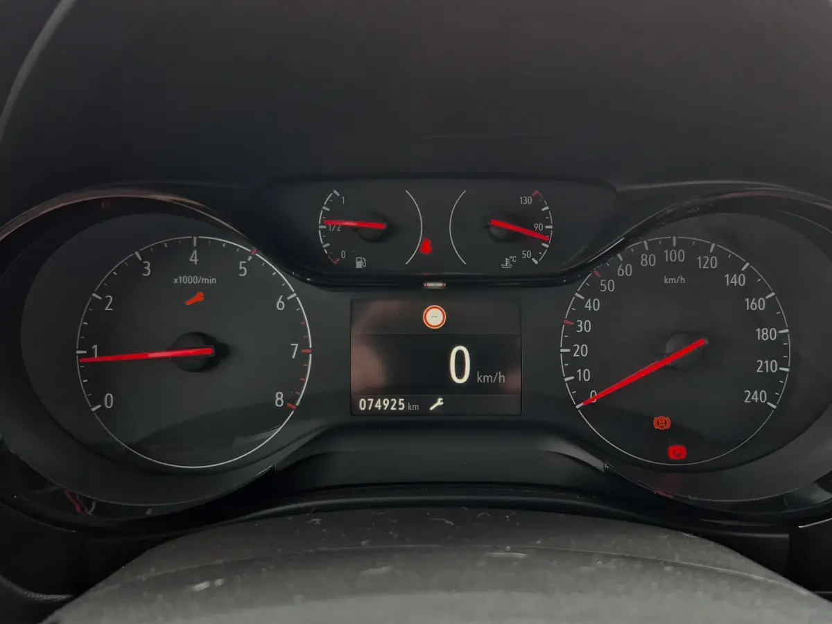1.2 Edition 100pk | Airco | Cruise control | Bluetooth |