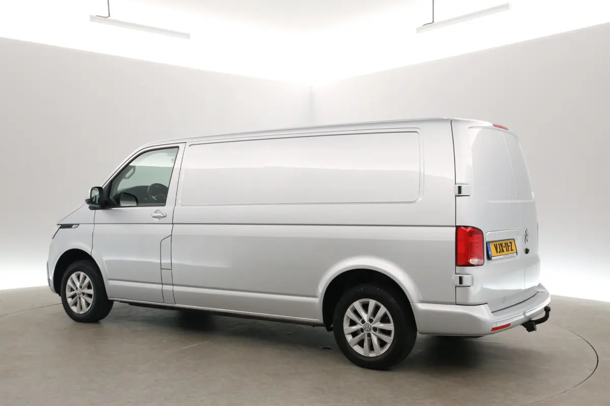 2.0 TDI L2H1 150PK | Aut. | Airco | Cruise | Camera | 3 Zits | Trekhaak | Carplay