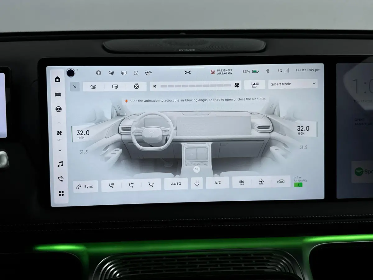 RWD Long Range 98 kWh Premium Pack | Trekhaak | Apple Carplay | SoH 97,7%