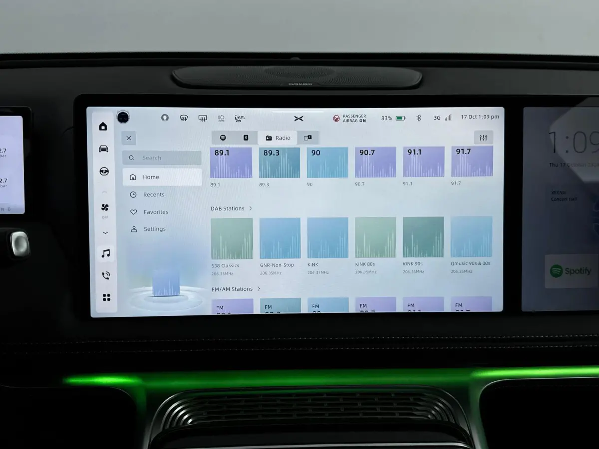 RWD Long Range 98 kWh Premium Pack | Trekhaak | Apple Carplay | SoH 97,7%