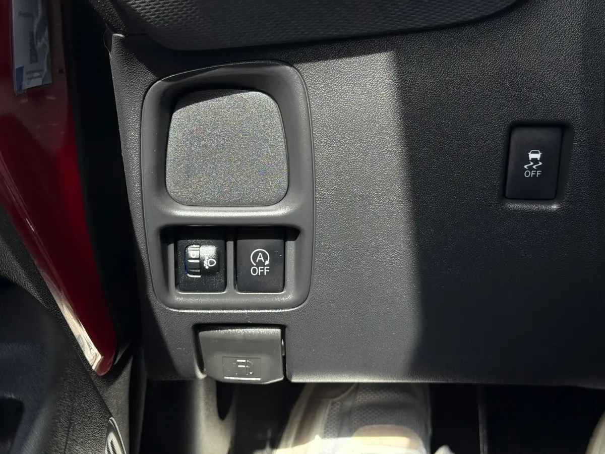 1.0 e-VTi Active Airco | Lichtmetalen velgen 16" | Bluetooth | Dealer onderhouden | Elektrische ramen voor | LED dagrijverlichting