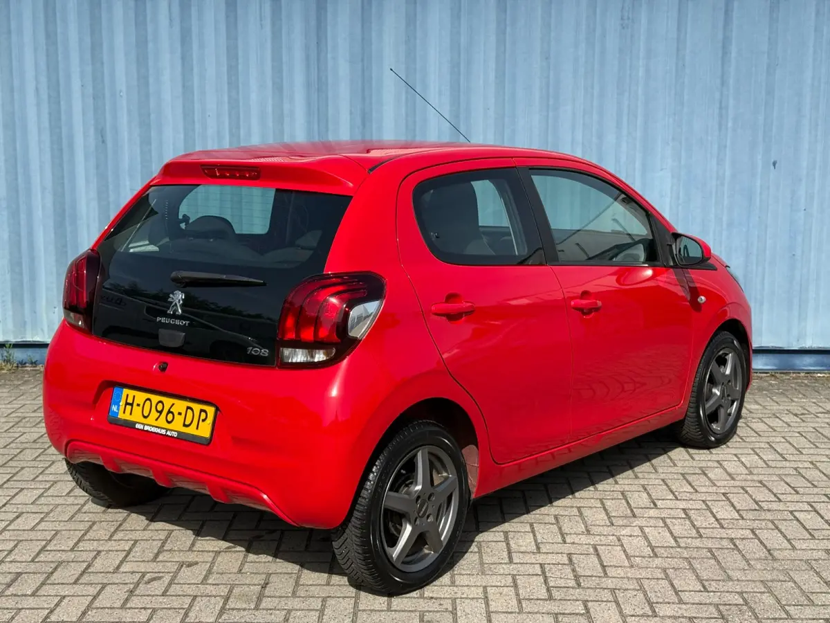 1.0 e-VTi Active Airco | Lichtmetalen velgen 16" | Bluetooth | Dealer onderhouden | Elektrische ramen voor | LED dagrijverlichting
