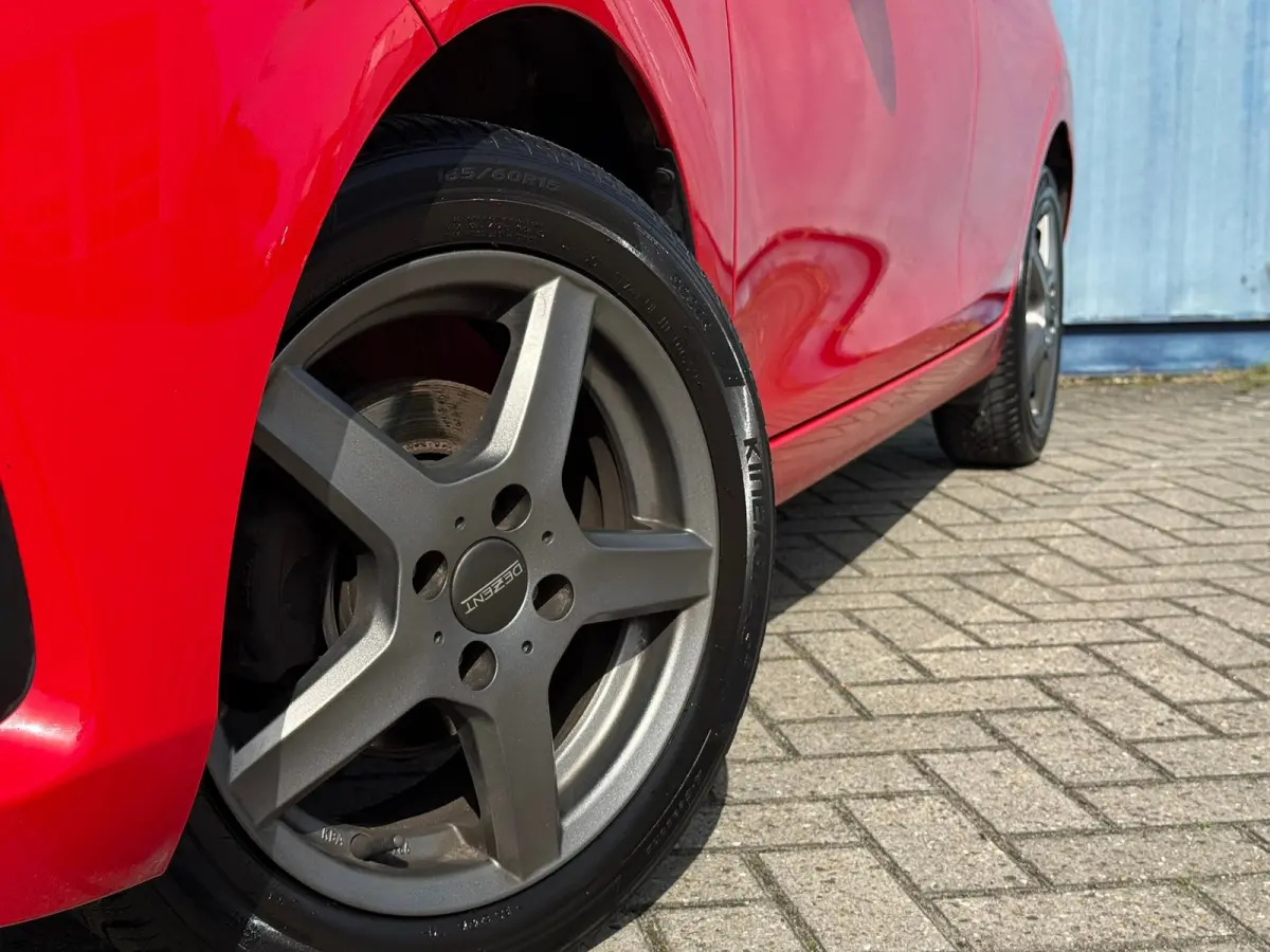 1.0 e-VTi Active Airco | Lichtmetalen velgen 16" | Bluetooth | Dealer onderhouden | Elektrische ramen voor | LED dagrijverlichting