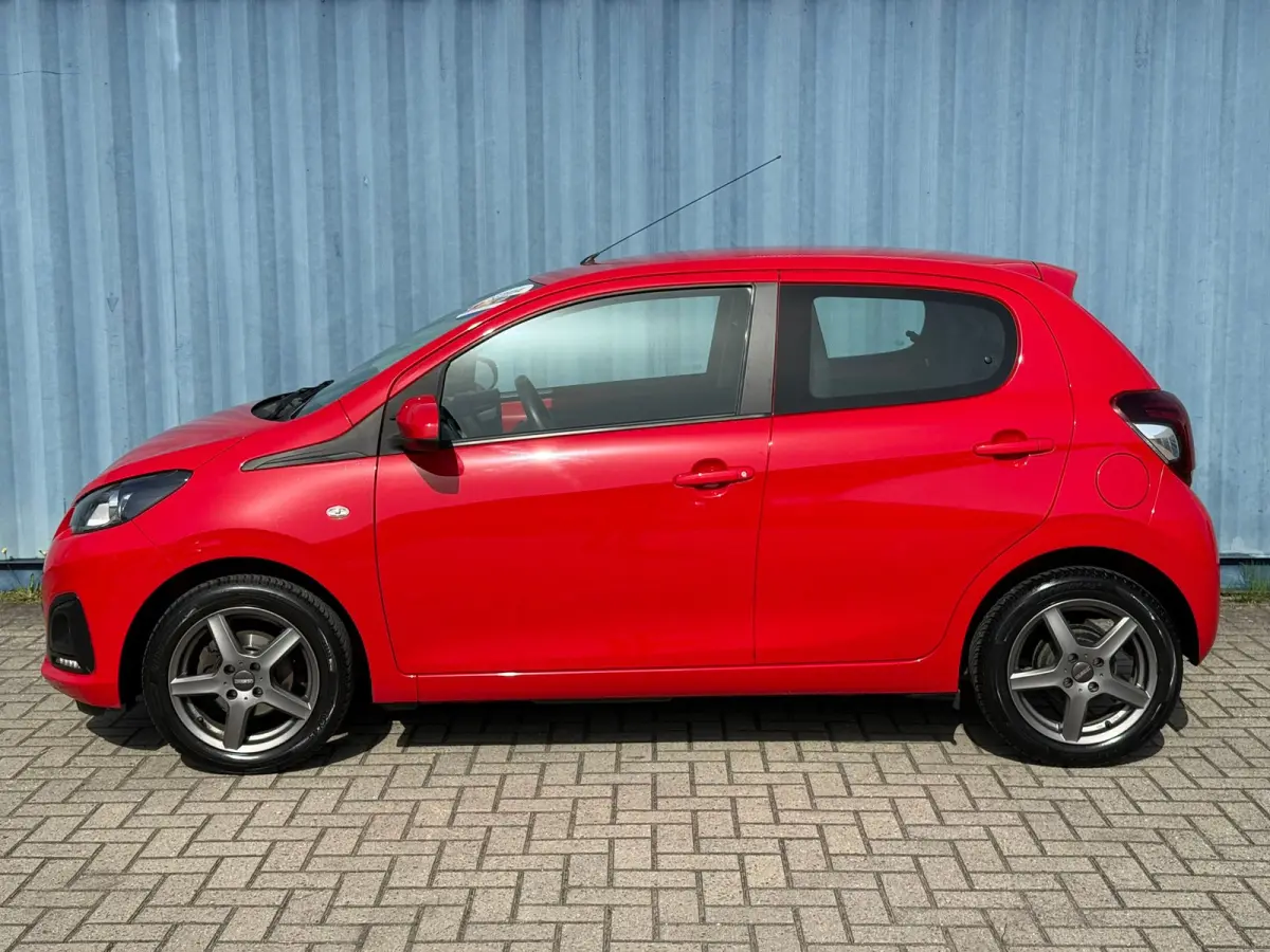 1.0 e-VTi Active Airco | Lichtmetalen velgen 16" | Bluetooth | Dealer onderhouden | Elektrische ramen voor | LED dagrijverlichting
