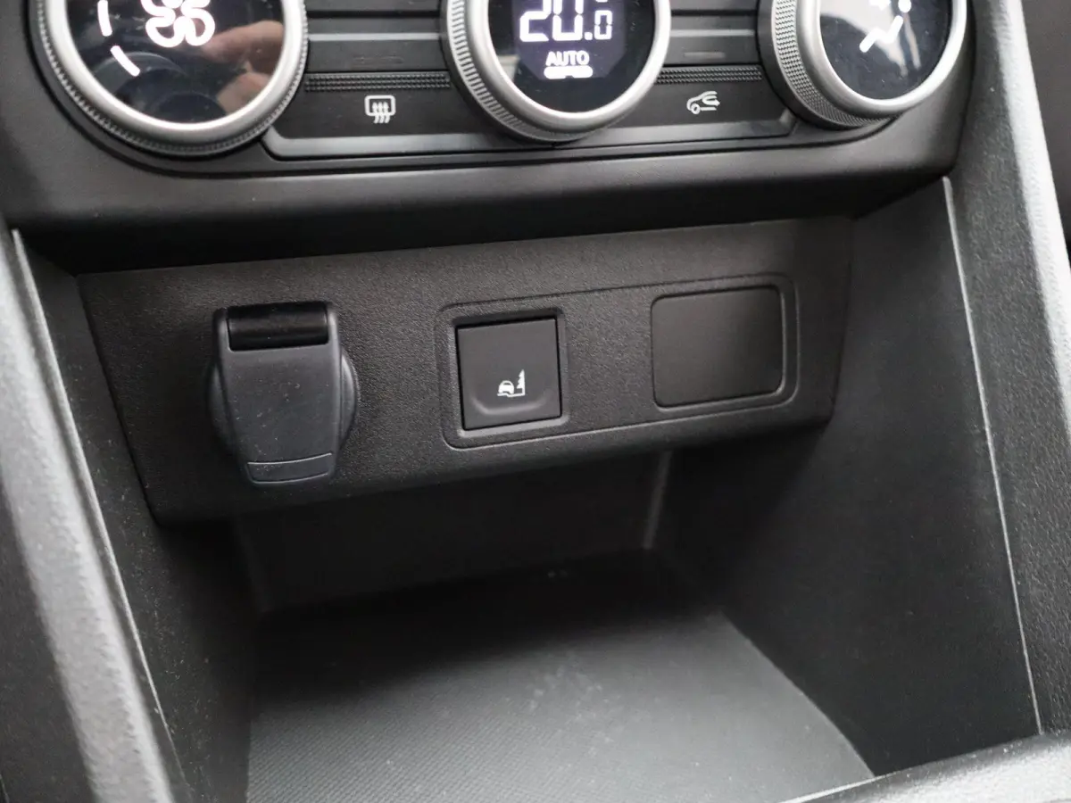 ECO-G 100 Extreme | Parkeercamera | Climate Control | Keyless Entry |