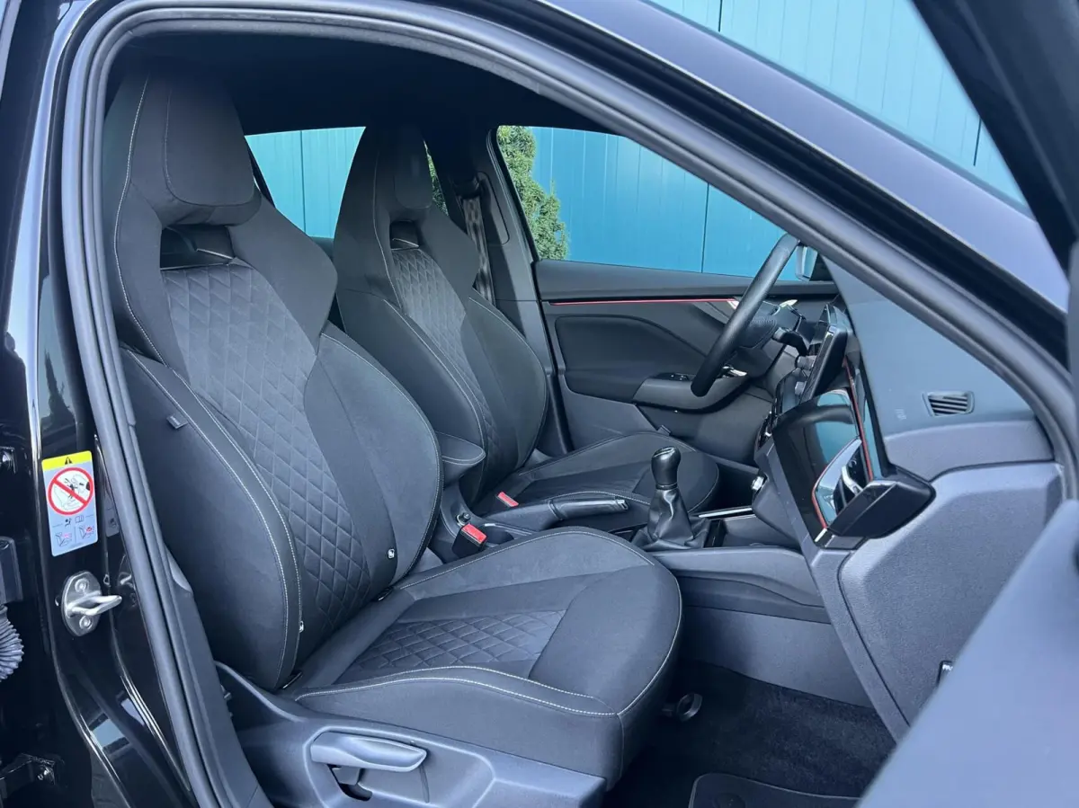 1.0 TSI Sport Business NAV.VIA.CARPLAY/ANDROID | CRUISE | LED | PDC | ECC | LMV 1'EIG