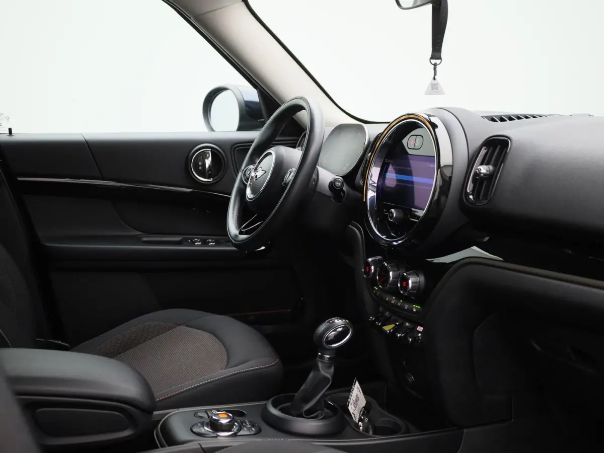 1.5 Cooper ALL4 | Automaat | Navigatie | Stoelverwarming | Climate Control | Cruise Control |