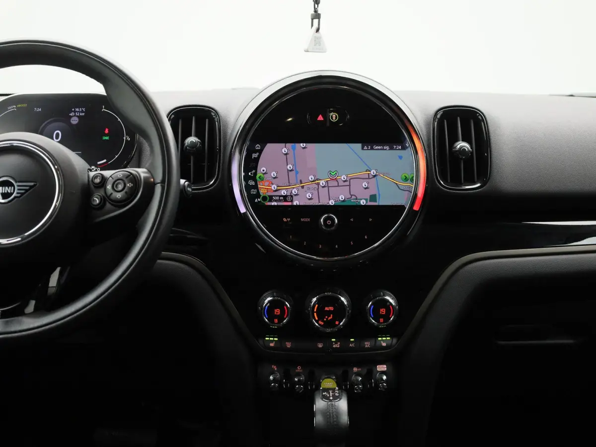 1.5 Cooper ALL4 | Automaat | Navigatie | Stoelverwarming | Climate Control | Cruise Control |