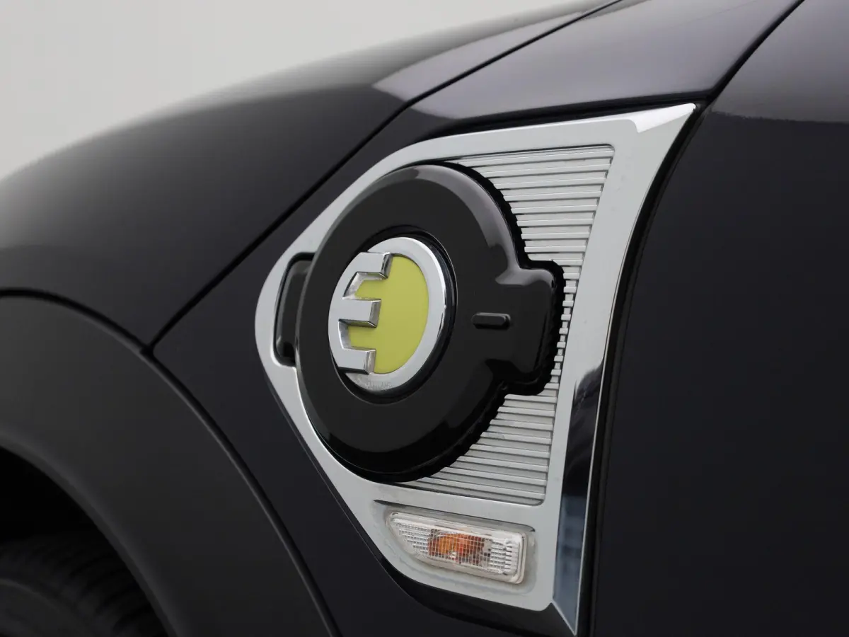 1.5 Cooper ALL4 | Automaat | Navigatie | Stoelverwarming | Climate Control | Cruise Control |