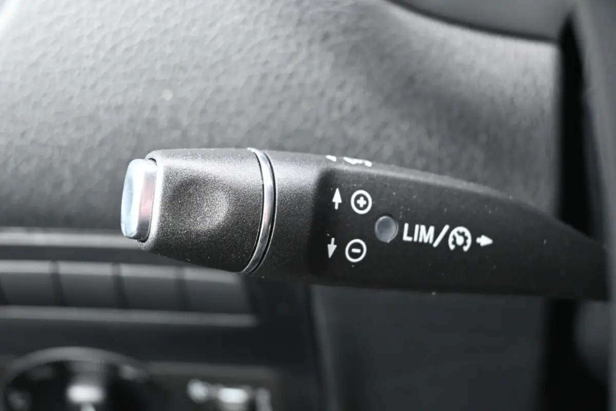 112 L2 261km WLTP 66 kWh Snellader, Camera, Achterdeuren, Apple Carplay/Android Auto