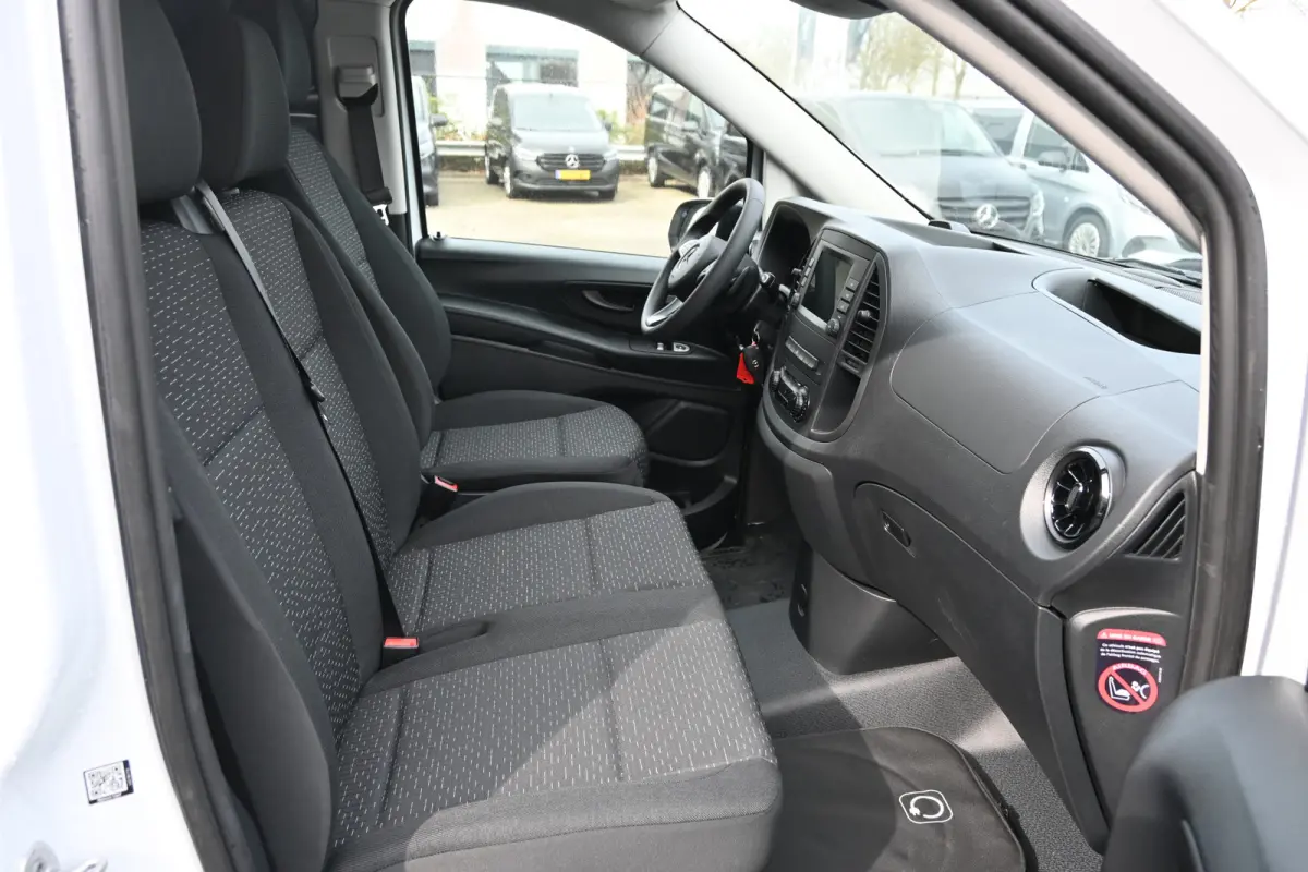 112 L2 261km WLTP 66 kWh Snellader, Camera, Achterdeuren, Apple Carplay/Android Auto