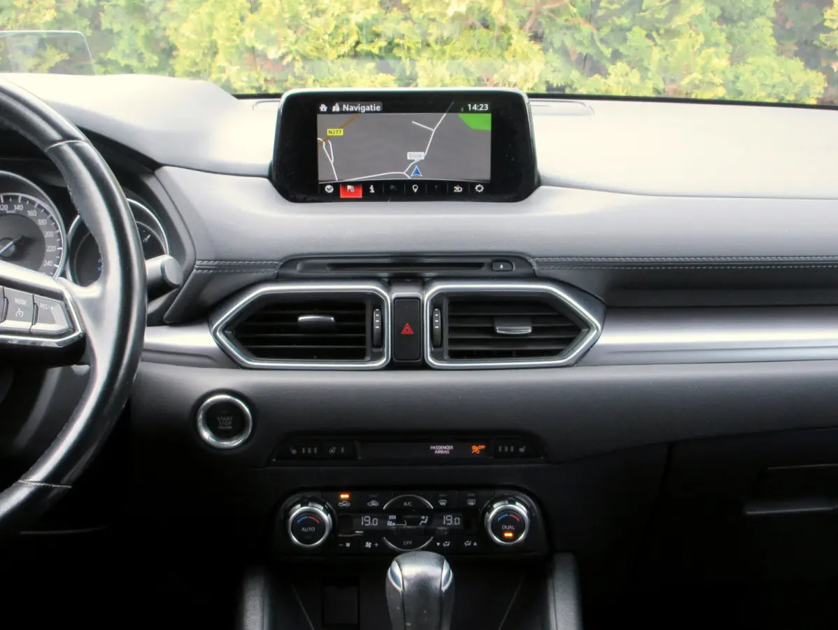 2.0 SkyActiv-G 165 Automaat * Navi * Camera * Trekhaak *