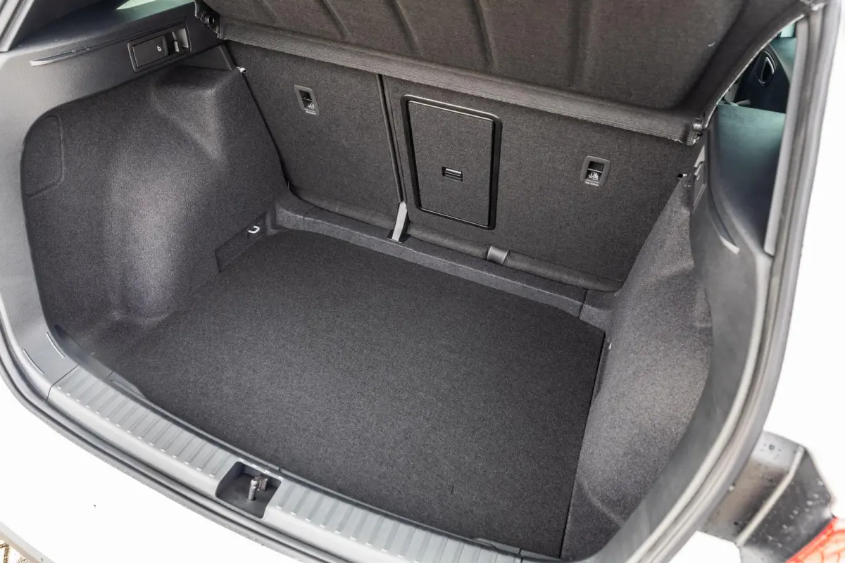 1.5 TSI 150pk DSG FR Business Intense | Trekhaak | 19 Inch Exclusive