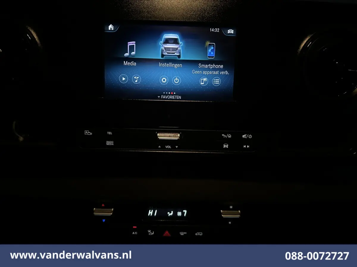 314 CDI 143pk L2H2 Euro6 Airco | Camera | Apple Carplay | Android Auto Parkeersensoren, Bijrijdersbank