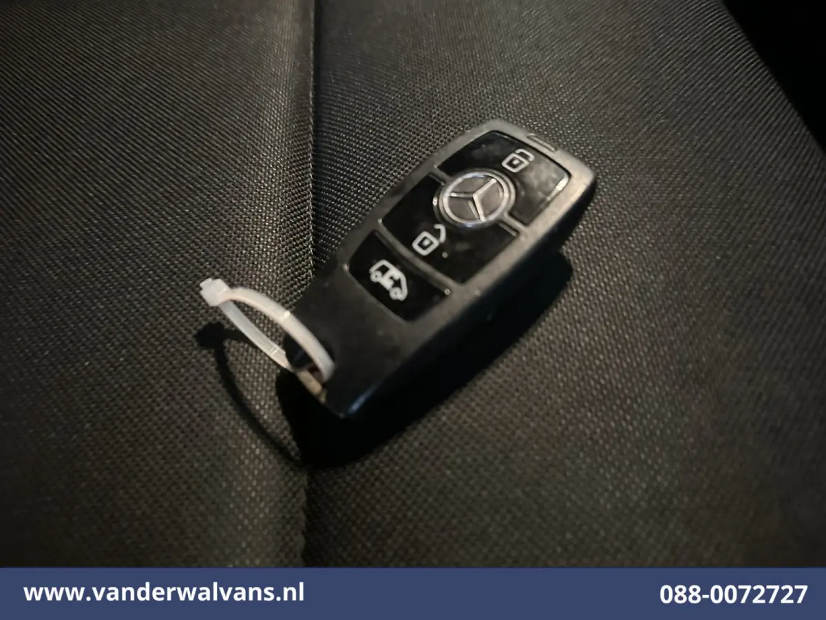 314 CDI 143pk L2H2 Euro6 Airco | Camera | Apple Carplay | Android Auto Parkeersensoren, Bijrijdersbank