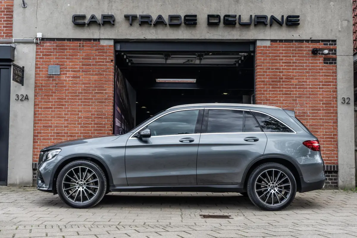 250 4MATIC AMG Pano / 360 / Trekhaak