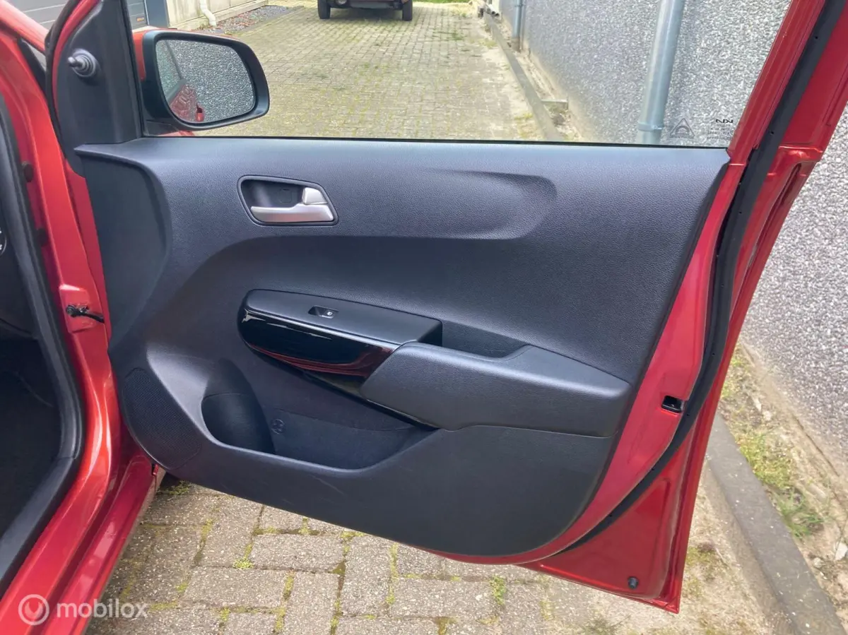 1.0 DPi ComfortLine 5 deurs airco