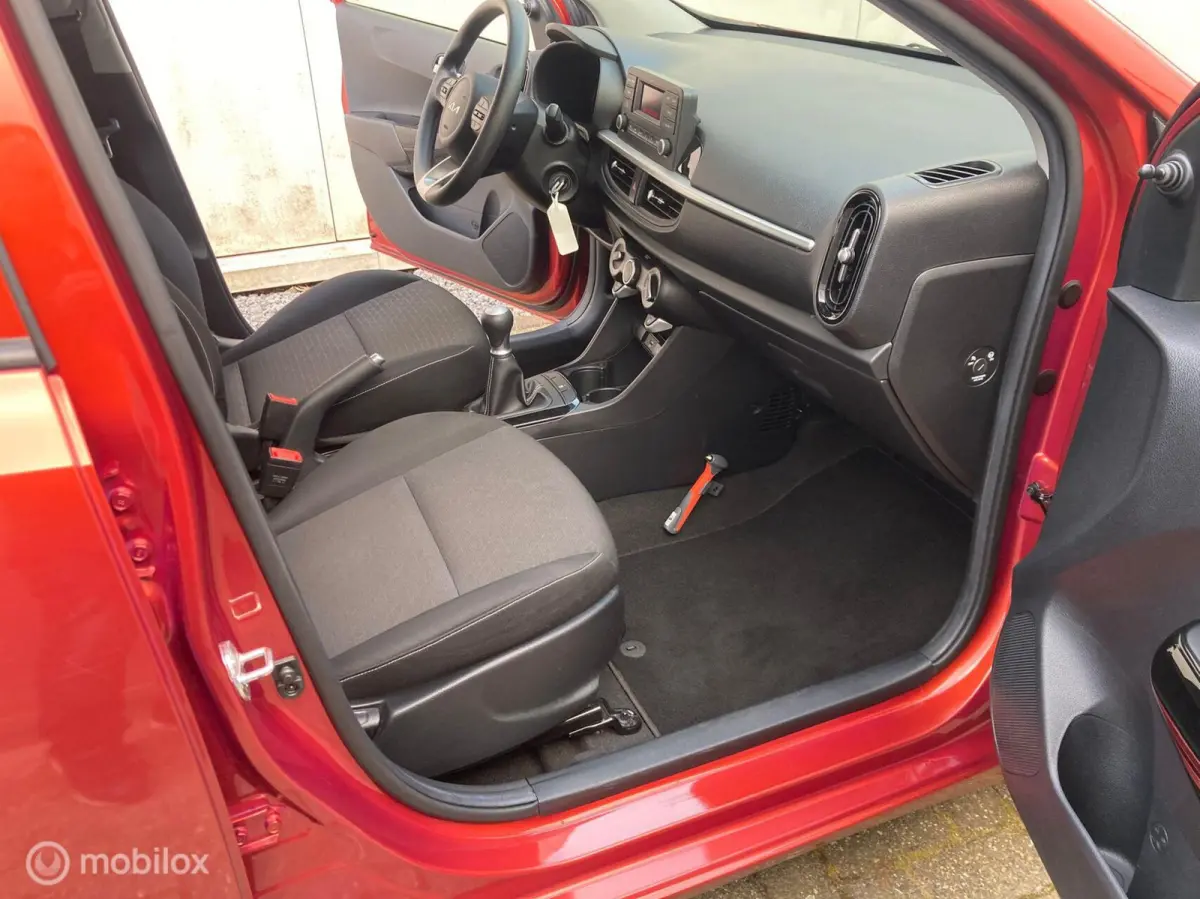 1.0 DPi ComfortLine 5 deurs airco