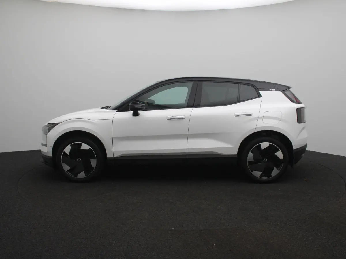 Single Motor Extended Range Ultra 69 kWh | Apple Carplay/Android Auto | Cruise Control | Panoramadak | Stoelverwarming | Lichtmetalen Velgen |