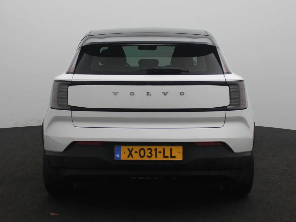 Single Motor Extended Range Ultra 69 kWh | Apple Carplay/Android Auto | Cruise Control | Panoramadak | Stoelverwarming | Lichtmetalen Velgen |