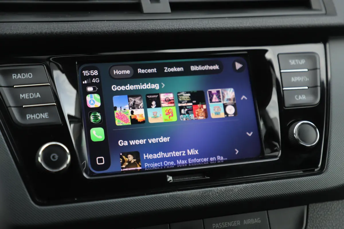 1.0 TSI Active 95PK Carplay Android Navigatie Airco Cruise Control
