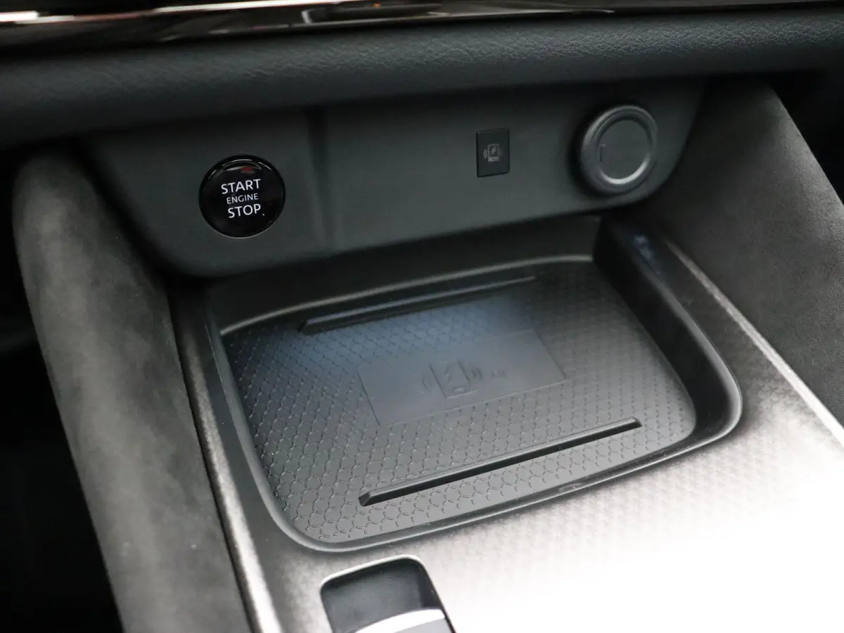 158pk MHEV Xtronic N-Design | Panoramadak | Stoel, stuur en voorruitverwarming | Elektrische Best. Stoel met geheugen | Headup-display | Elektrische achterklep |