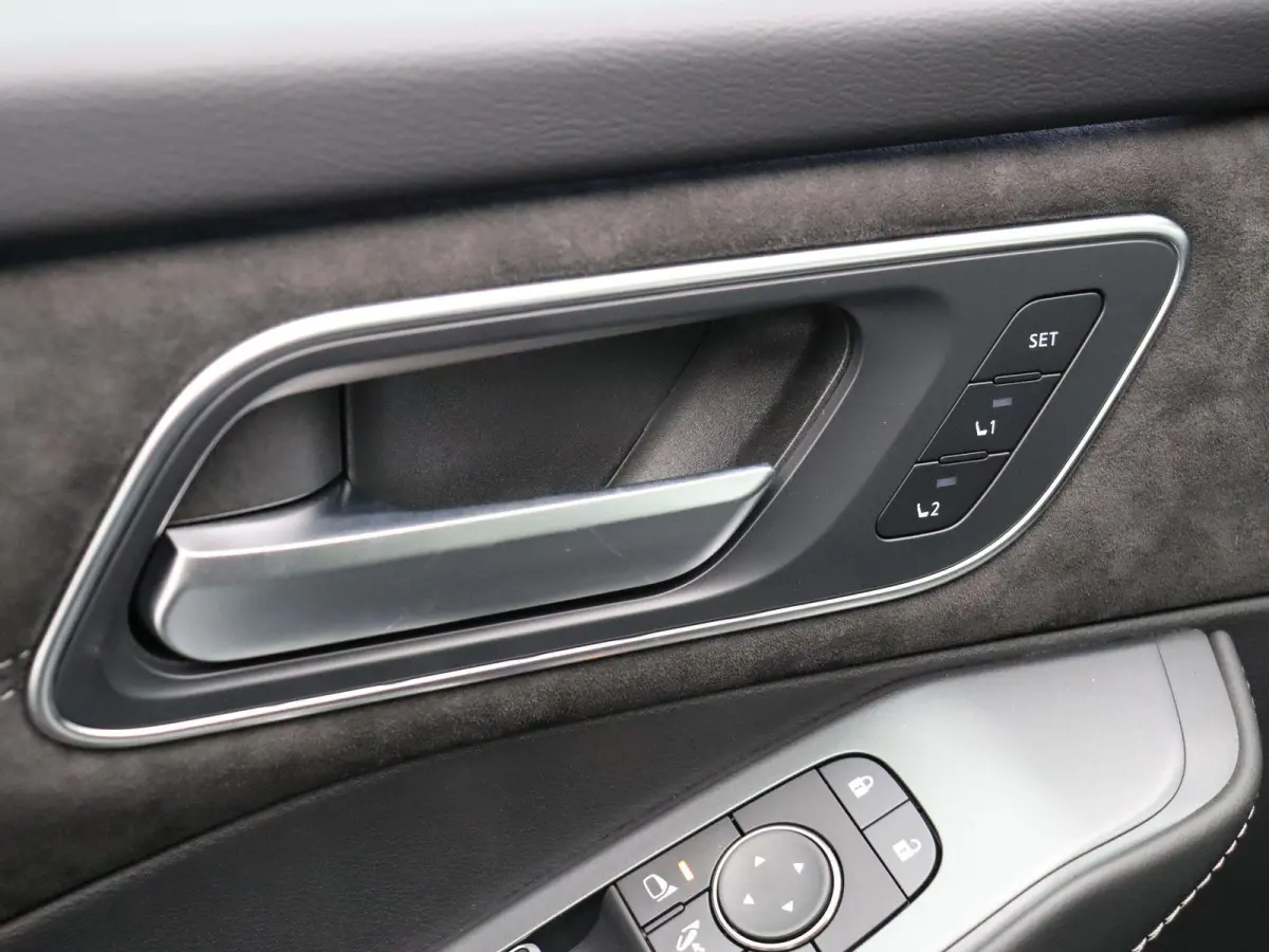 158pk MHEV Xtronic N-Design | Panoramadak | Stoel, stuur en voorruitverwarming | Elektrische Best. Stoel met geheugen | Headup-display | Elektrische achterklep |