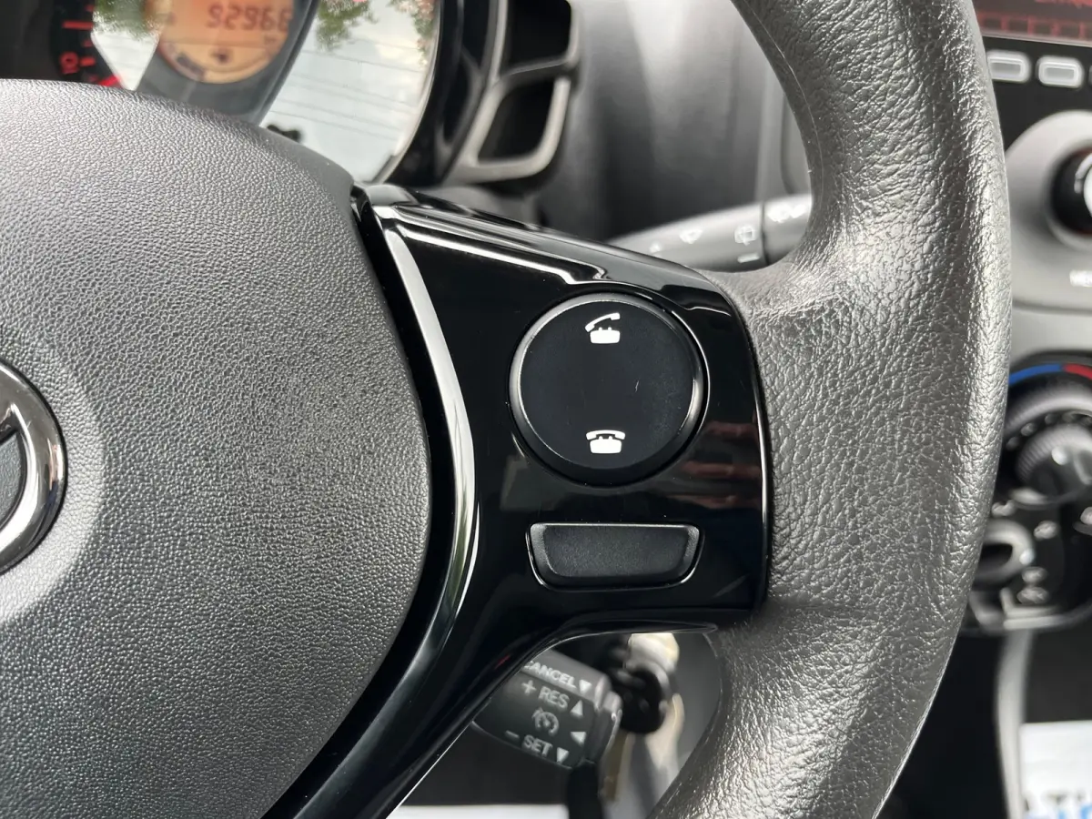 1.0 VVT-i x-fun NL.Auto/Led/Airco/Elc.Pakket/5Deurs/Bluetooth/1Ste Eigenaar/Dealer onderhouden