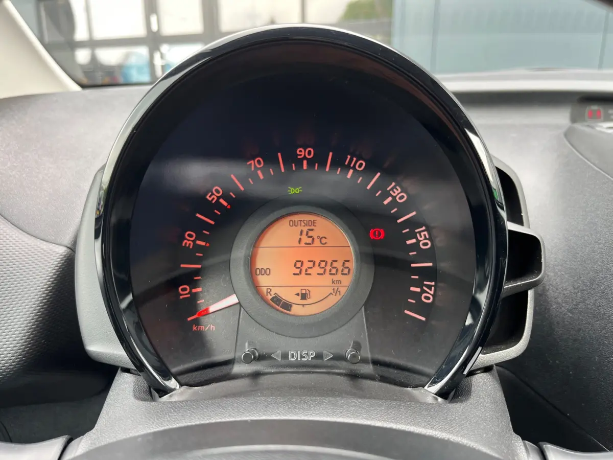 1.0 VVT-i x-fun NL.Auto/Led/Airco/Elc.Pakket/5Deurs/Bluetooth/1Ste Eigenaar/Dealer onderhouden