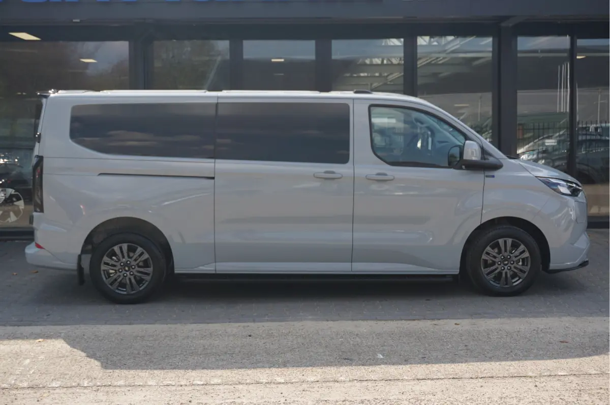 320L 2.5 PHEV 233PK Dubbel Cabine JWR Edition PRIJS INCL. BPM !! 13" Navi, Adap. Cruise, Camera, 18" LM, Trekhaak!! NR. HYBDCG